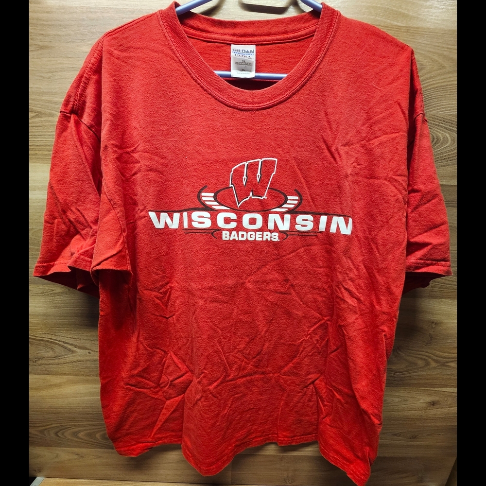 Gildan Red Wisconsin Badgers Tee